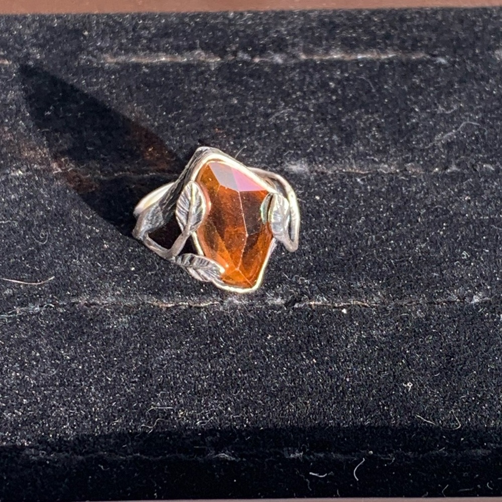 Retired Beautiful Rare Silpada ring